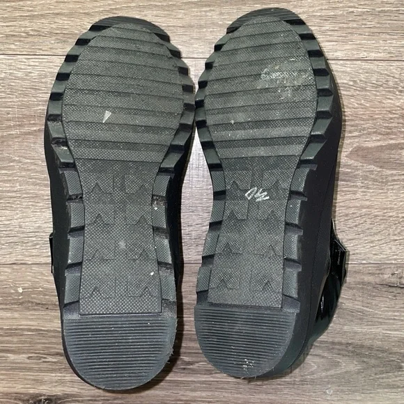 Juicy Couture Velcro closure Snow boots size 10 - Picture 5 of 6